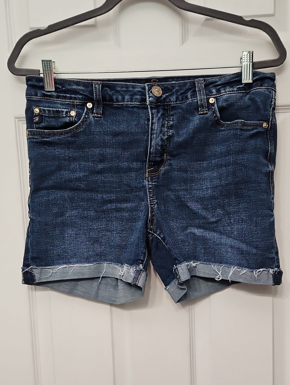 Seven7 Frayed Hem Shorts